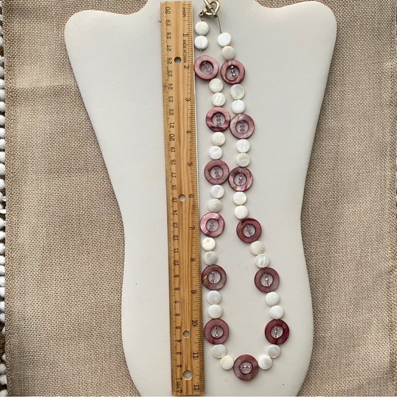 24 Inch Pink/White Fashion Beaded  Necklace - Picture 3 of 15